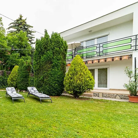 Eva Nyaralohaz Balatonfured