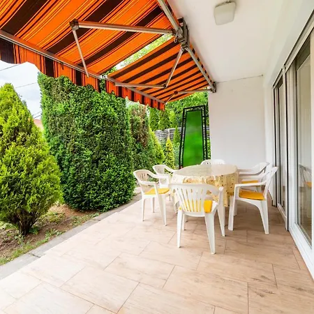 Eva Nyaralohaz Apartment Balatonfured